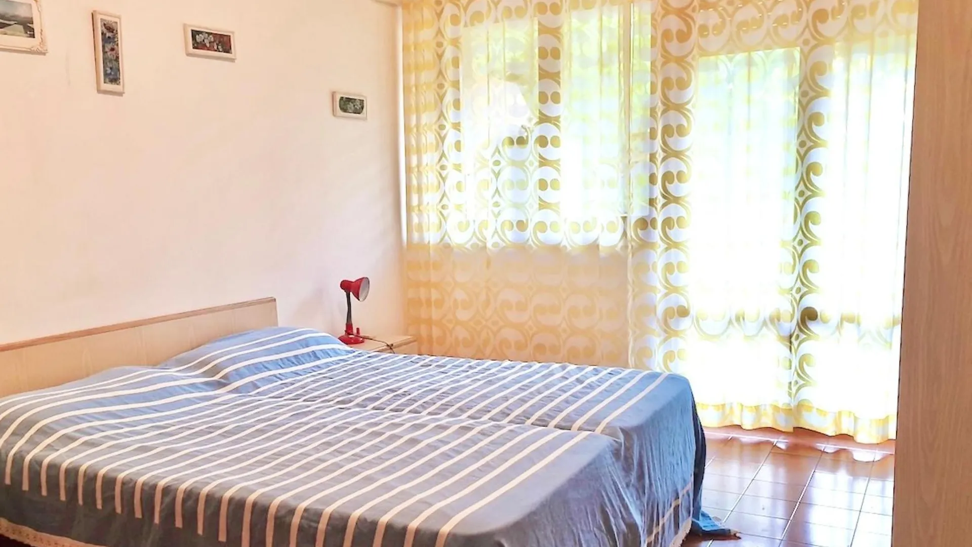 Isa-Holiday Homes With Common Swimming-Pool In Marina Di Bibbona From 400 To 900 Meters From The Sea 0*,